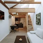 Modern Elegance Lofts - Wohnen Auf Zwei Ebenen