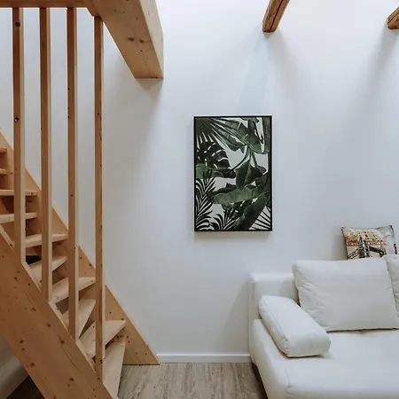 Modern Elegance Lofts - Wohnen Auf Zwei Ebenen Apartment