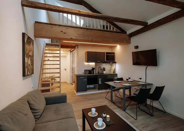 Modern Elegance Lofts - Wohnen Auf Zwei Ebenen Apartment