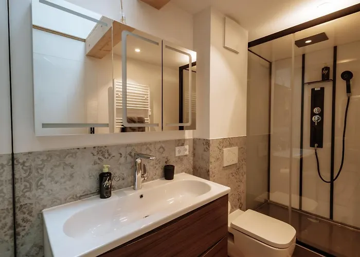 Apartment Modern Elegance Lofts - Wohnen Auf Zwei Ebenen